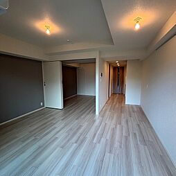 パークアクシス新宿百人町 1階1LDKのリビング/ダイニング