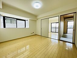居間