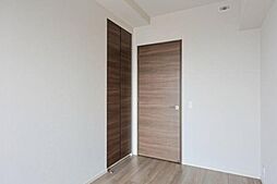 プラウドタワー平井 27階3LDKのリビング/ダイニング