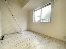 ブリランテII 2階1Kのリビング/ダイニング