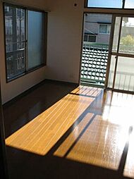 ホワイトハウス 2階1DKのリビング/ダイニング