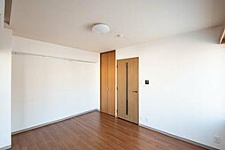 ロイヤルアメニティー東池袋 5階1Kのリビング/ダイニング