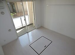 ルネス ロマネガーデン 1階ワンルームのリビング/ダイニング