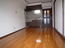居間
