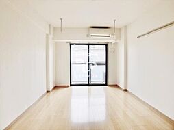 京急本線 平和島駅 徒歩5分の賃貸マンション 地下4階1Kのリビング/ダイニング