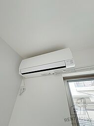 レヴール鳳南 2階1LDKのリビング/ダイニング