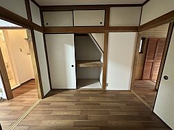 居間
