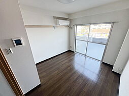 多摩都市モノレール 大塚・帝京大学駅 徒歩3分の賃貸マンション 3階1Kのリビング/ダイニング