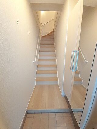 ルーエ春日山I_内装_3