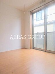 ホワイトハウス 2階1Kのリビング/ダイニング