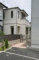 シャーメゾンさくら公園 000B ｜ 大阪府寝屋川市郡元町12-3（賃貸一戸建3LDK・2階・96.55㎡） その1