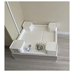 サンウィングB 1階ワンルームのリビング/ダイニング