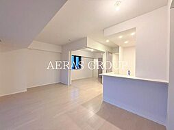 ロイヤルパークス赤羽サウス 5階2LDKのリビング/ダイニング