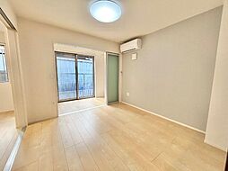 プルミエールみずき 102 1階1LDKのリビング/ダイニング