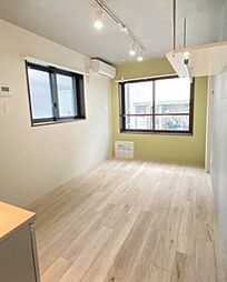 CORAL VILLA 5階ワンルームのリビング/ダイニング