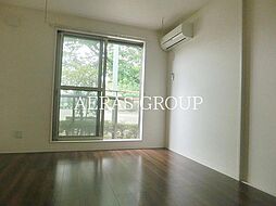 ウェルスコート 1階1Kのリビング/ダイニング