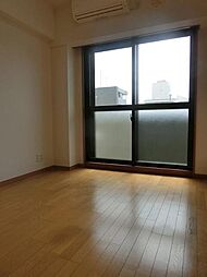 フェニックス三軒茶屋 7階1Kのリビング/ダイニング