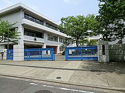 [周辺] 鎌倉市立手広中学校 460m
