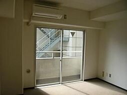 JR山手線 新橋駅 徒歩6分の賃貸マンション 6階ワンルームのリビング/ダイニング