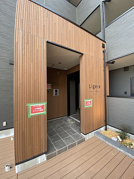 建物エントランス