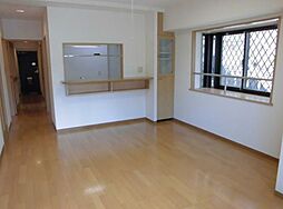 ヴァーグ壱番館 11階3LDKのリビング/ダイニング