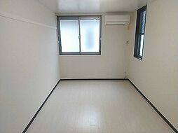 レオネクストコンセルト 1階1Kのリビング/ダイニング