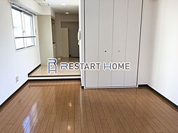 眺港苑 4階ワンルームのリビング/ダイニング