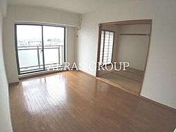 ステイツ西立川昭和記念公園 5階2LDKのリビング/ダイニング