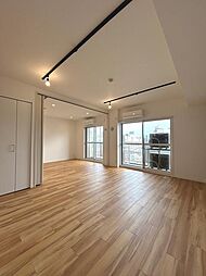 JR総武線 津田沼駅 徒歩3分の賃貸マンション 8階3LDKのリビング/ダイニング