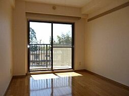 カーサ・ラ・フエンテ 2階1DKのリビング/ダイニング