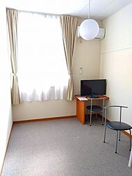 レオパレス165 2階1Kのリビング/ダイニング