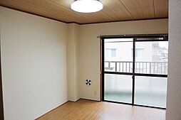 グレースフル 3階2DKのリビング/ダイニング