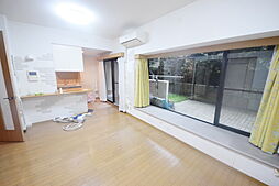 京王相模原線 京王多摩センター駅 徒歩15分の賃貸マンション 1階3LDKのリビング/ダイニング