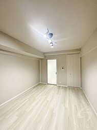 阪急神戸本線 塚口駅 徒歩5分の賃貸マンション 2階1Kのリビング/ダイニング