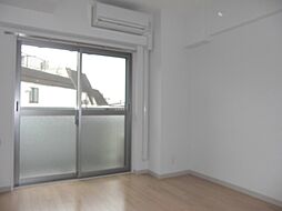 t-root 302 3階1Kのリビング/ダイニング