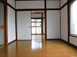 居間