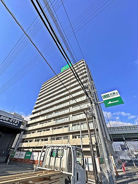 画像3:東大阪を生活の拠点に。全戸南向きのレジデンス。