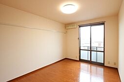 リバーバード 2階1Kのリビング/ダイニング