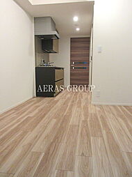 ワンルーフフラット月島 210 2階ワンルームのリビング/ダイニング