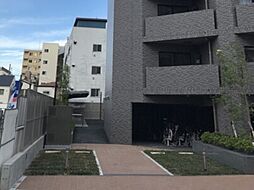 5 / 15