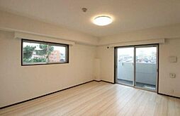 ＧＥＮＯＶＩＡ板橋東山町ｓｋｙｇａｒｄｅｎ 4階2LDKのリビング/ダイニング