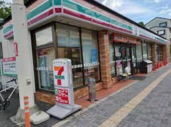 画像26:セブンイレブン東大阪西岩田1丁目店 445m