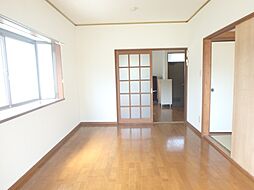 居間