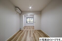 robot home 西大宮II 2階1LDKのリビング/ダイニング