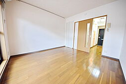 京王動物園線 多摩動物公園駅 徒歩4分の賃貸マンション 2階1Kのリビング/ダイニング