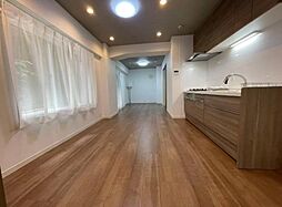 本郷マンション 1階2LDKのリビング/ダイニング