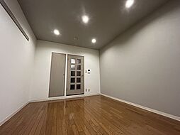 多摩都市モノレール 大塚・帝京大学駅 徒歩3分の賃貸マンション 1階1Kのリビング/ダイニング