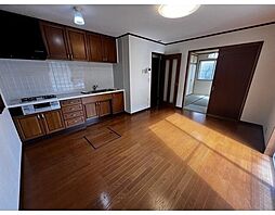 深大寺東町戸建 4LDKのリビング/ダイニング