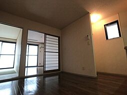 吉川タウンハウス II 1階3DKのリビング/ダイニング