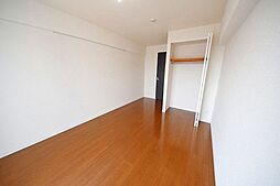 Cours 10階1Kのリビング/ダイニング